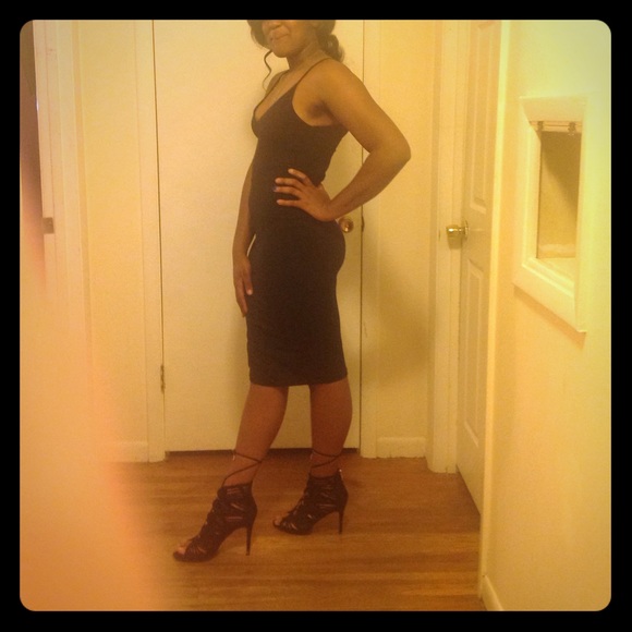 Slinky Ambiance Column Dress - Picture 3 of 5